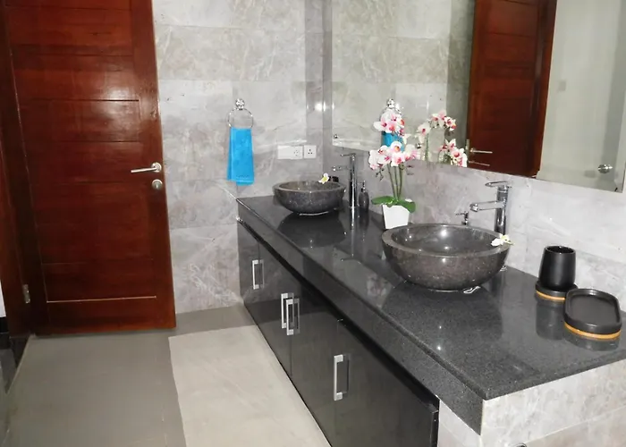 Villa Toya Legian (Bali)