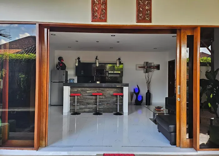 Villa Toya